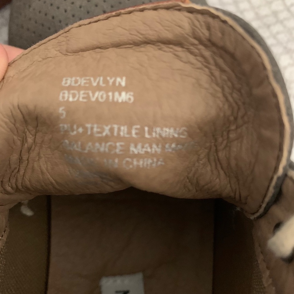 Men’s Steve Madden chukka boots - Picture 6 of 8